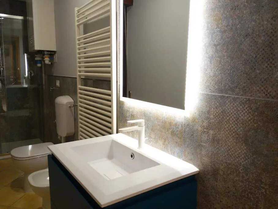 Bilocale Design In Centro Storico Lägenhet Bologna