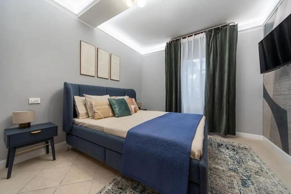 Bilocale Design In Centro Storico location